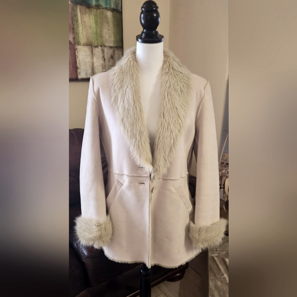 Women's Cream Faux Fur Trim Jacket
